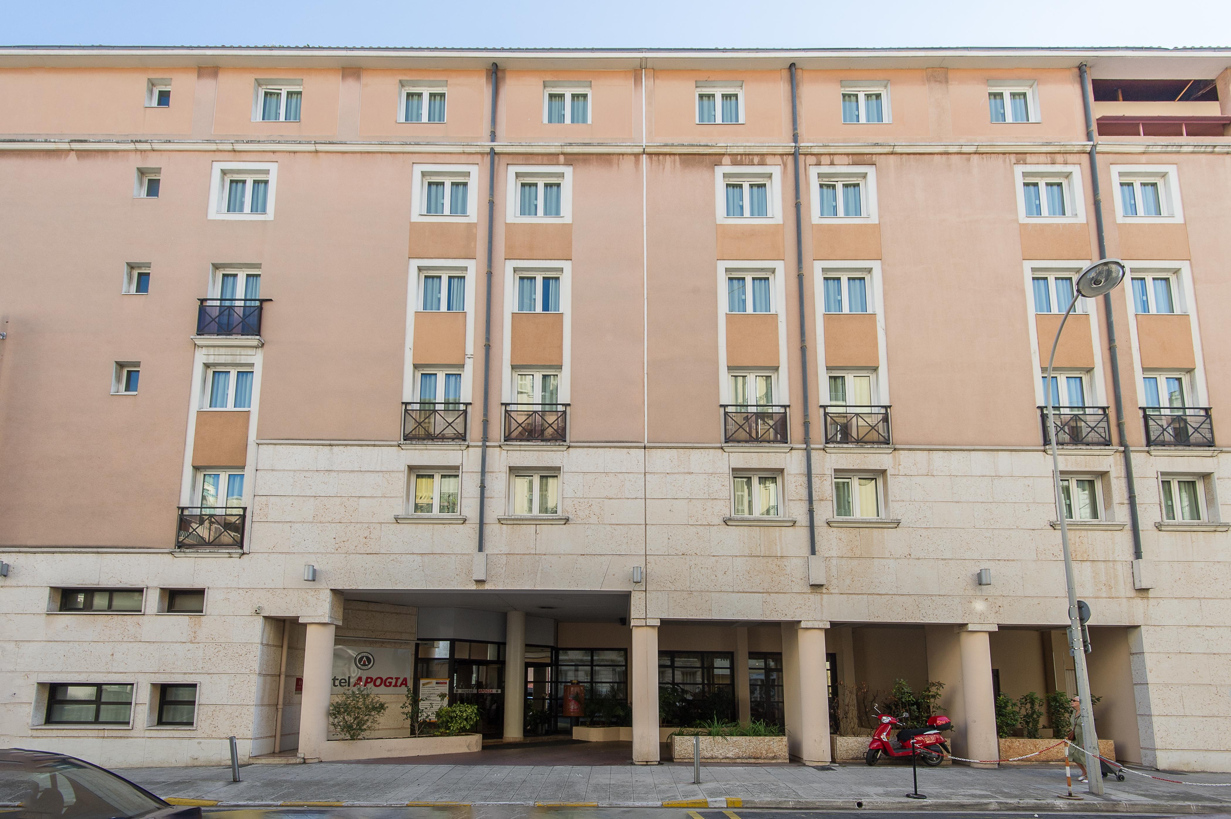 Hotel Pam 4*